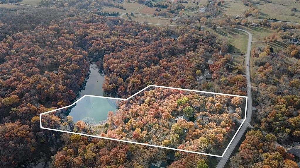 7.3 Acres of Land with Home for Sale in Kingsville, Missouri