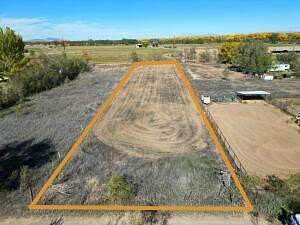 1 Acre of Residential Land for Sale in Belen, New Mexico
