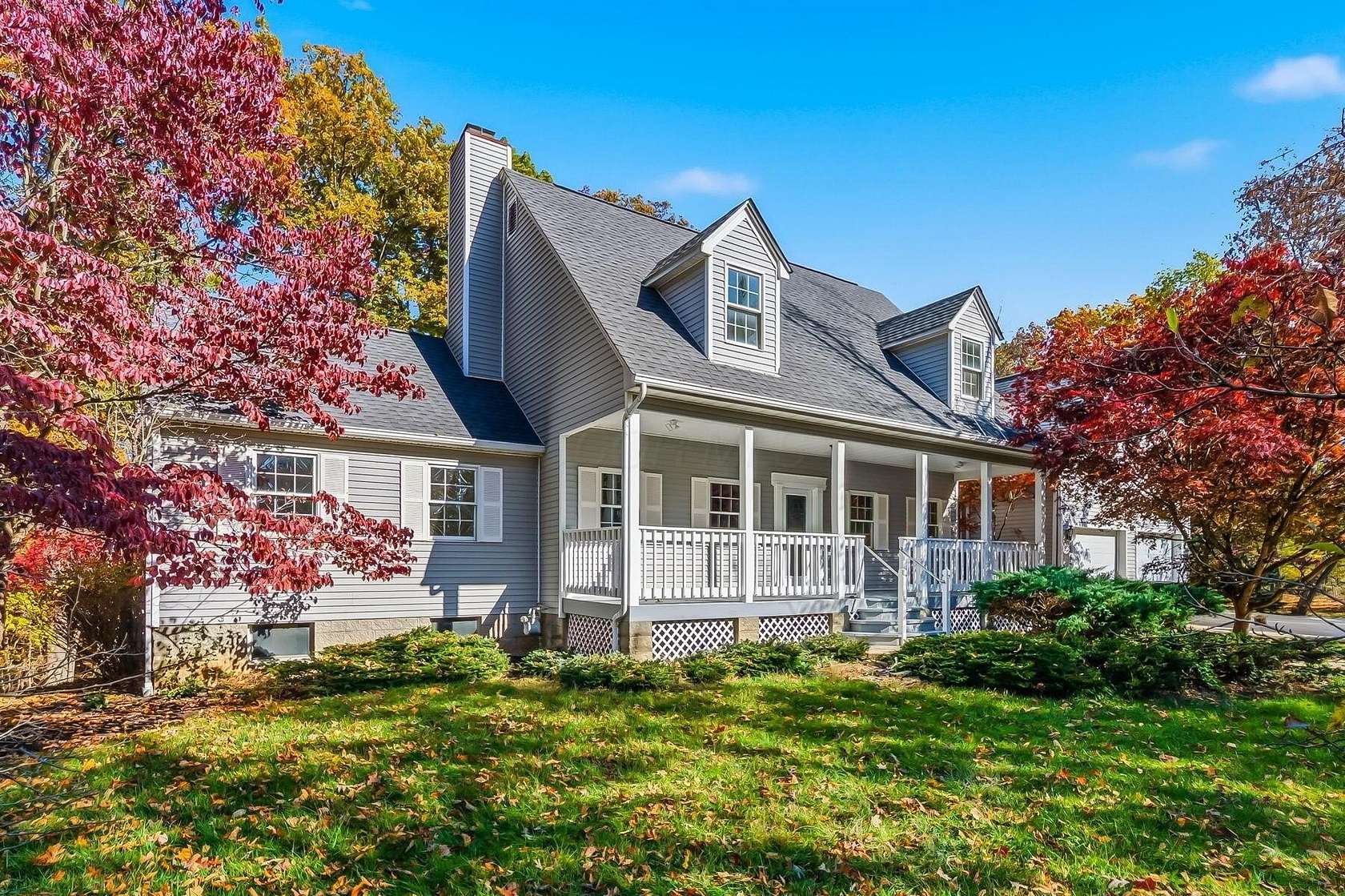 5.57 Acres of Residential Land with Home for Sale in Galena, Ohio