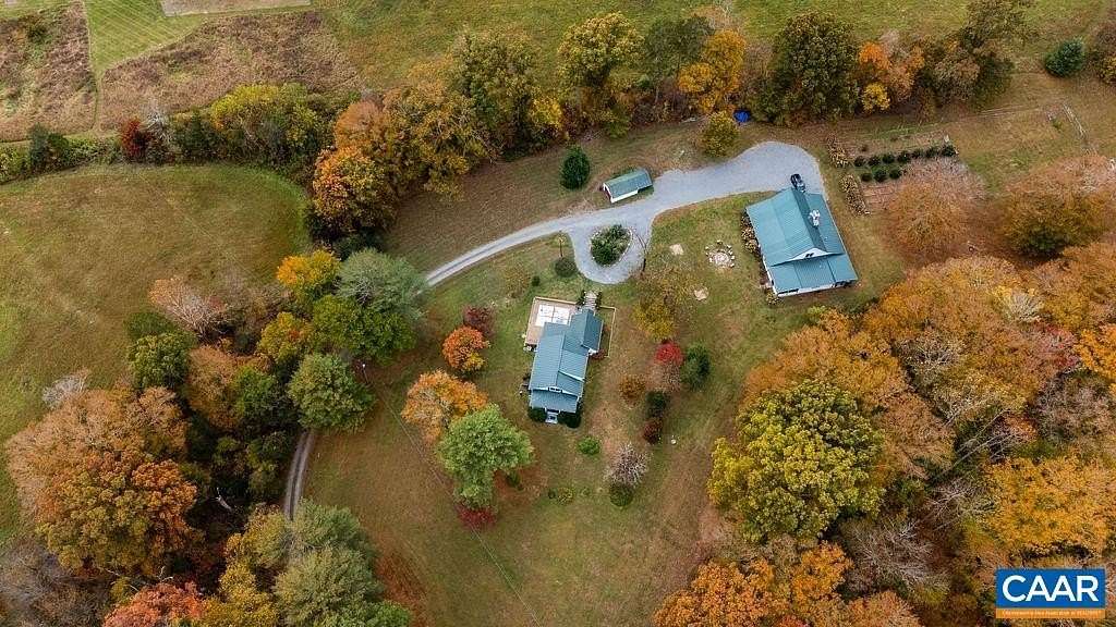 9.65 Acres of Land with Home for Sale in Roseland, Virginia