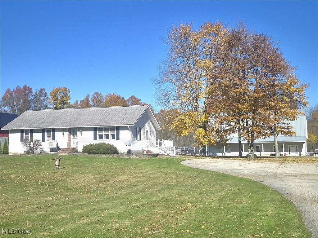 3.2 Acres of Residential Land with Home for Sale in Middlefield, Ohio
