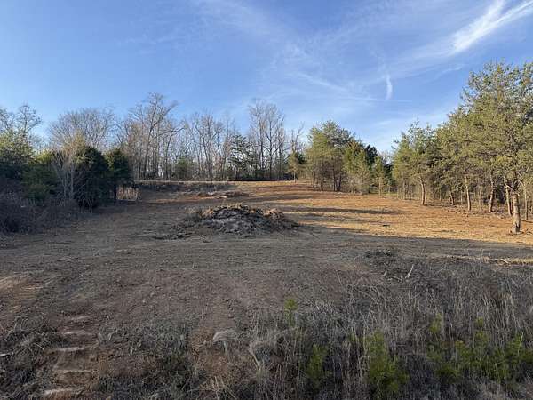 1 Acre of Residential Land for Sale in Newport, Tennessee