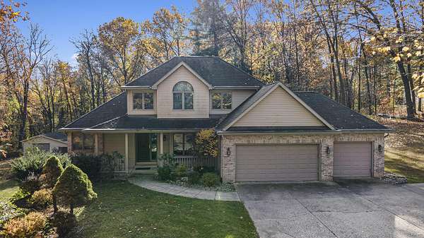 3 Acres of Residential Land with Home for Sale in Battle Creek, Michigan