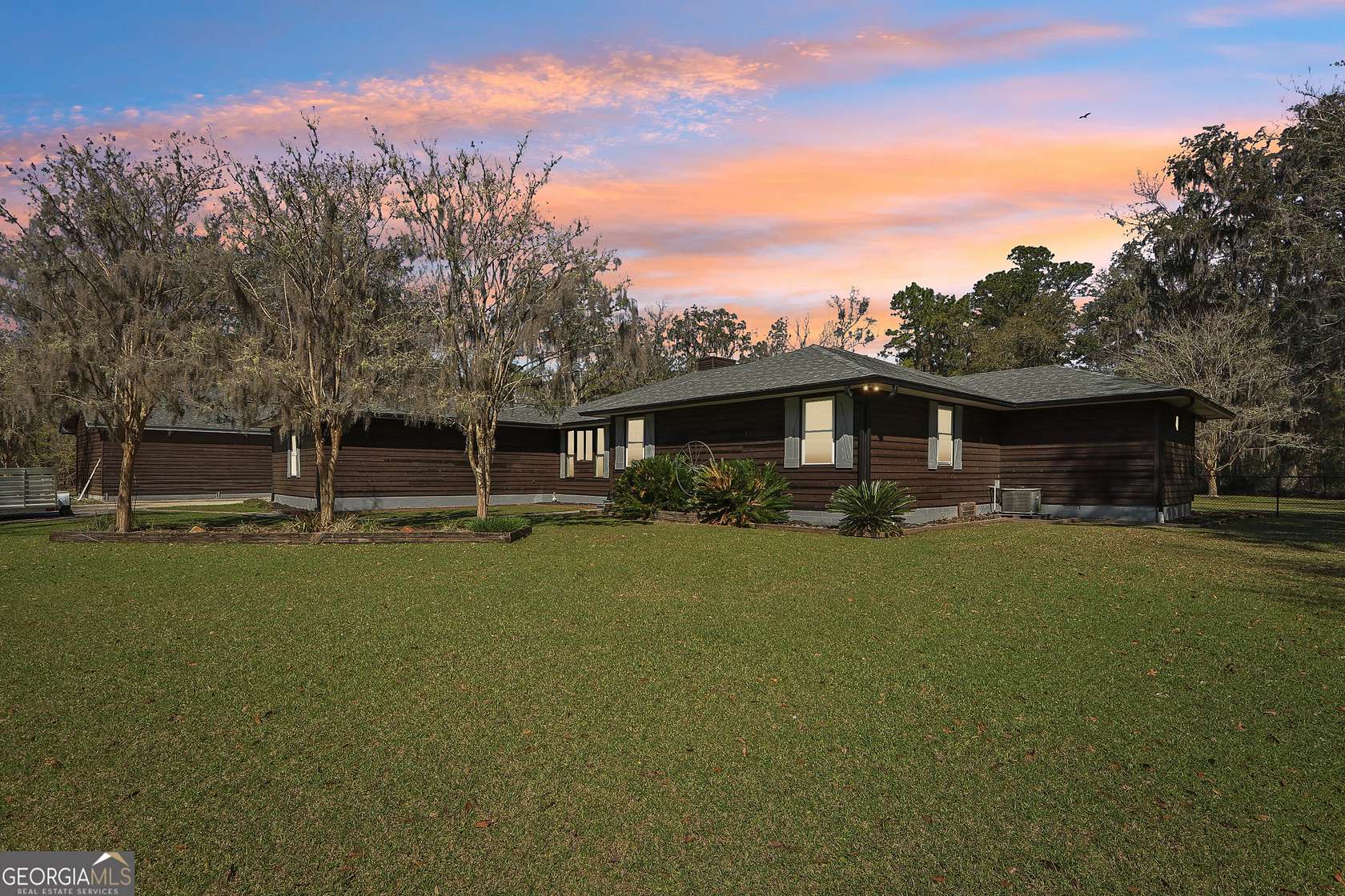 5.6 Acres of Land with Home for Lease in Woodbine, Georgia