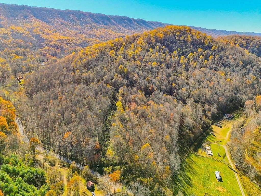 19.6 Acres of Land for Sale in Pounding Mill, Virginia