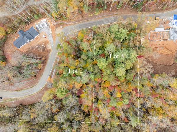 1 Acre of Residential Land for Sale in Hendersonville, North Carolina
