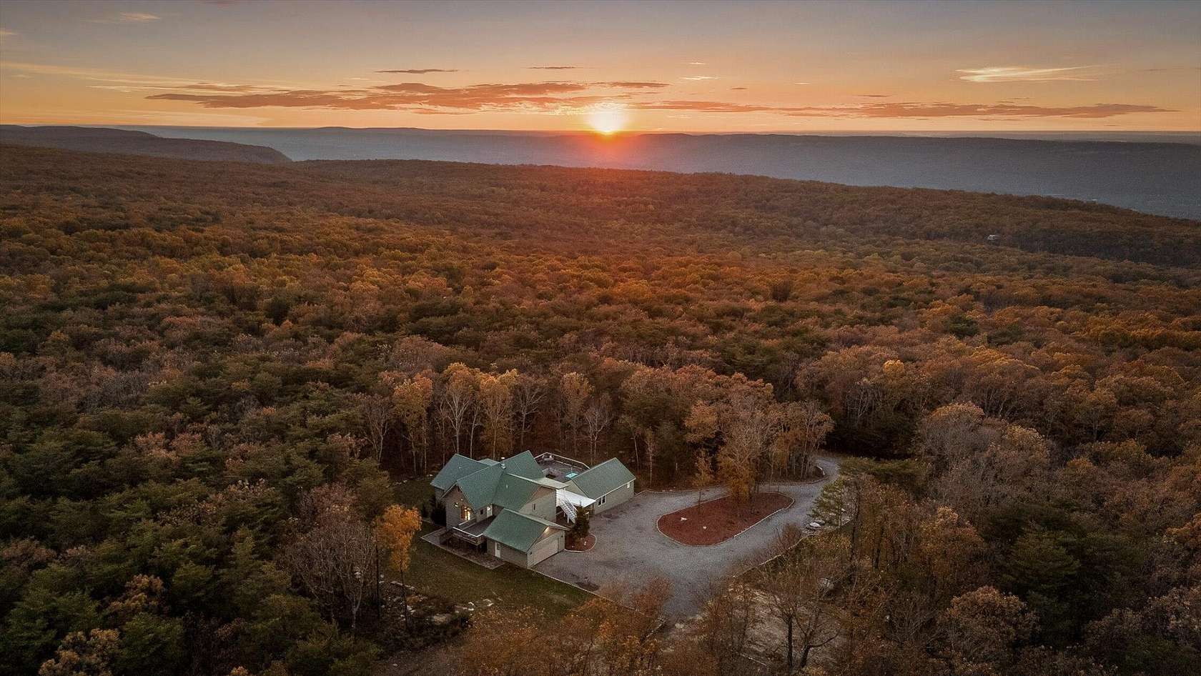 5.45 Acres of Residential Land with Home for Sale in Menlo, Georgia