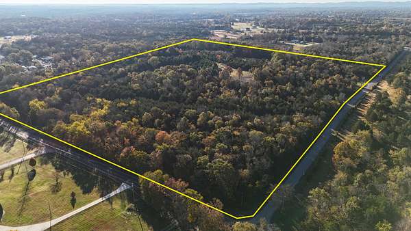 33 Acres of Recreational Land for Auction in Lewisburg, Tennessee