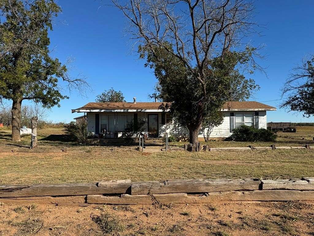6.1 Acres of Residential Land with Home for Sale in Snyder, Texas
