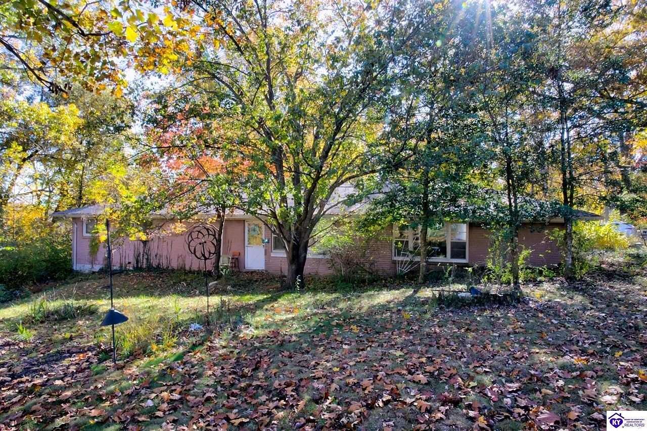 3 Acres of Residential Land with Home for Sale in Radcliff, Kentucky