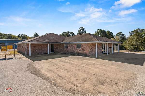 3 Acres of Commercial Land for Sale in Beckville, Texas