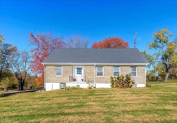 1.9 Acres of Residential Land with Home for Sale in Winchester, Kentucky