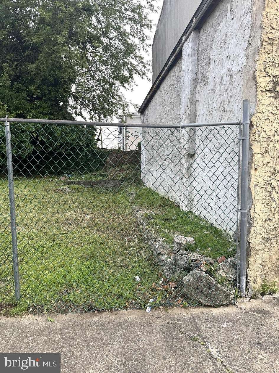 0.02 Acres of Land for Sale in Philadelphia, Pennsylvania