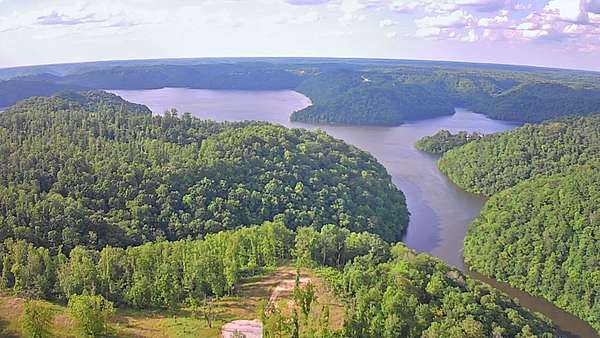 1 Acre of Residential Land for Sale in Smithville, Tennessee