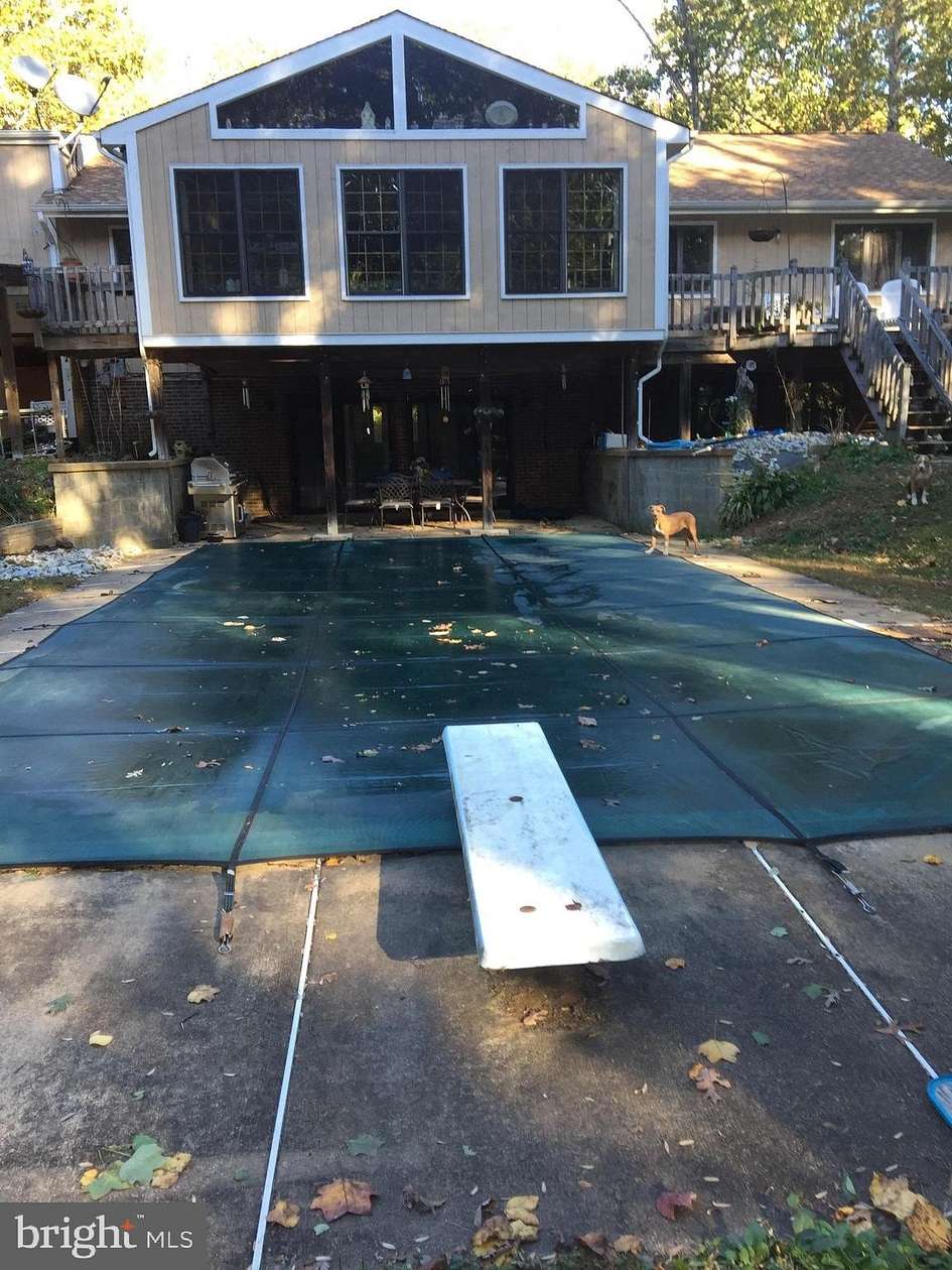 4 Acres of Residential Land with Home for Sale in Midland, Virginia