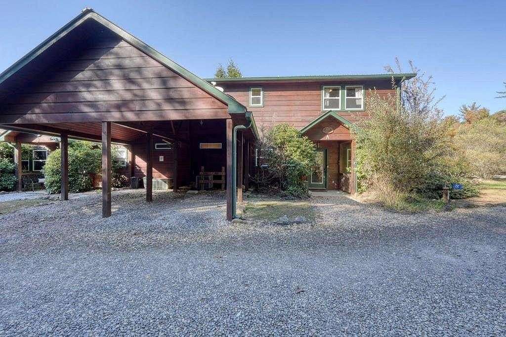 11 Acres of Recreational Land with Home for Sale in Suches, Georgia