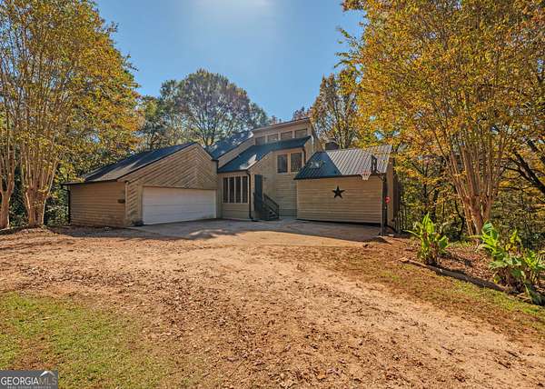 5 Acres of Residential Land with Home for Sale in Lavonia, Georgia