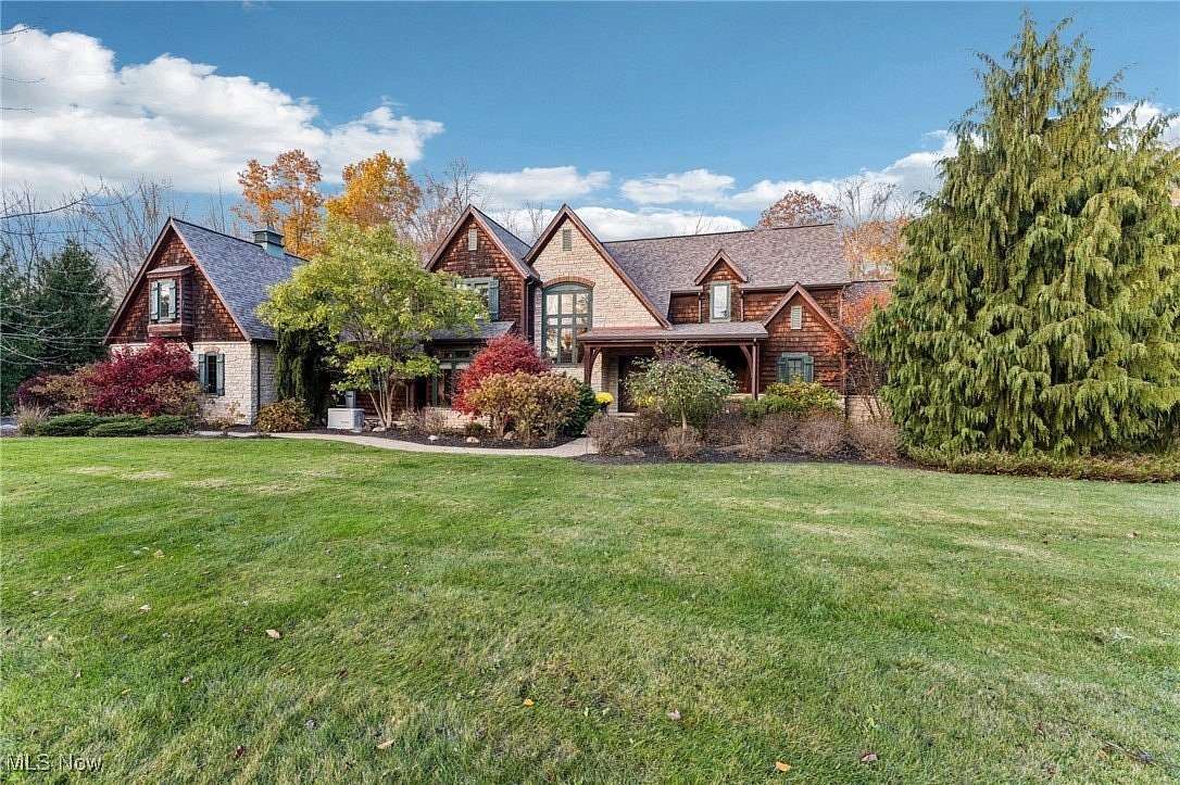 3.55 Acres of Residential Land with Home for Sale in Aurora, Ohio