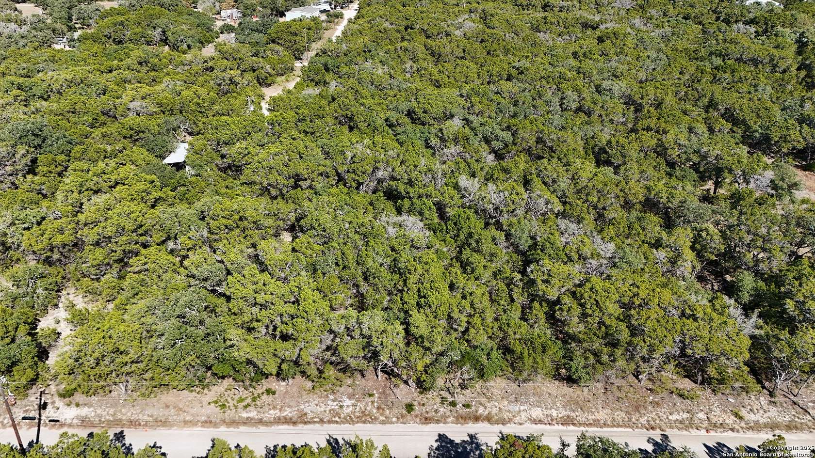 0.31 Acres of Residential Land for Sale in Lakehills, Texas