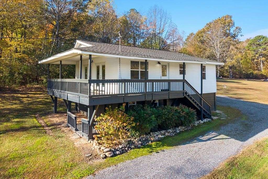1.7 Acres of Residential Land with Home for Sale in Dalton, Georgia