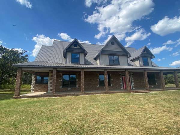 10 Acres of Residential Land with Home for Sale in Hulbert, Oklahoma