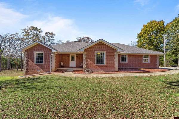 15.7 Acres of Land with Home for Sale in Mountain Home, Arkansas