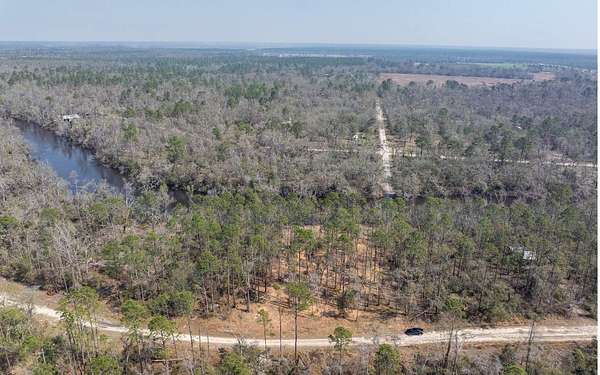 0.5 Acres of Residential Land for Sale in Lee, Florida