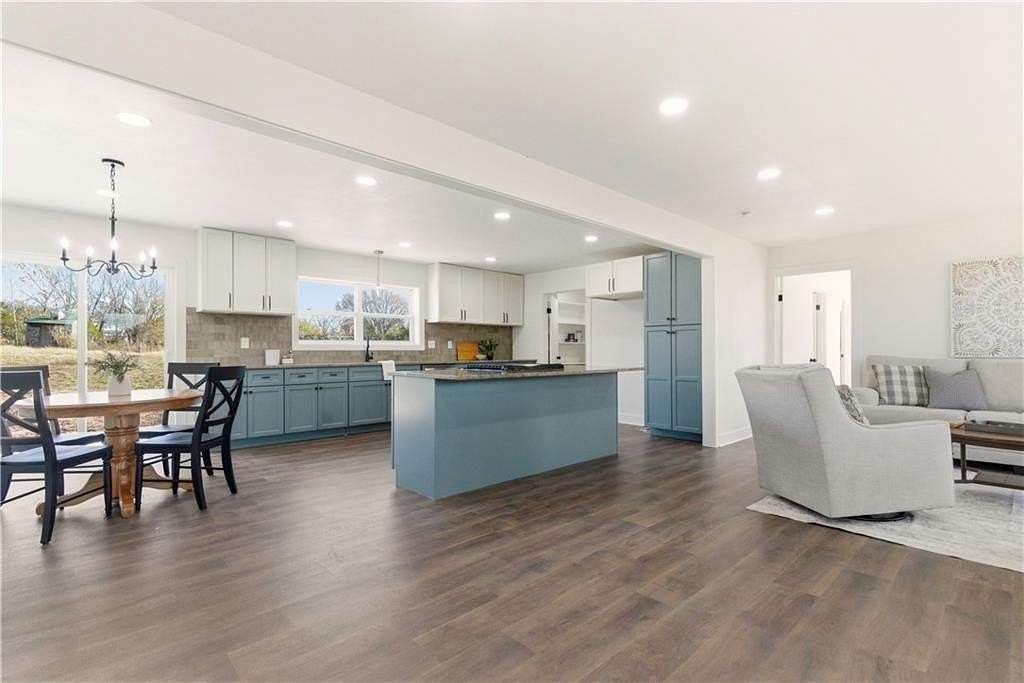 11.8 Acres of Land with Home for Sale in Tonganoxie, Kansas