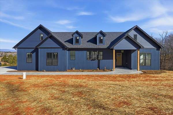 1.5 Acres of Residential Land with Home for Sale in Bedford, Virginia