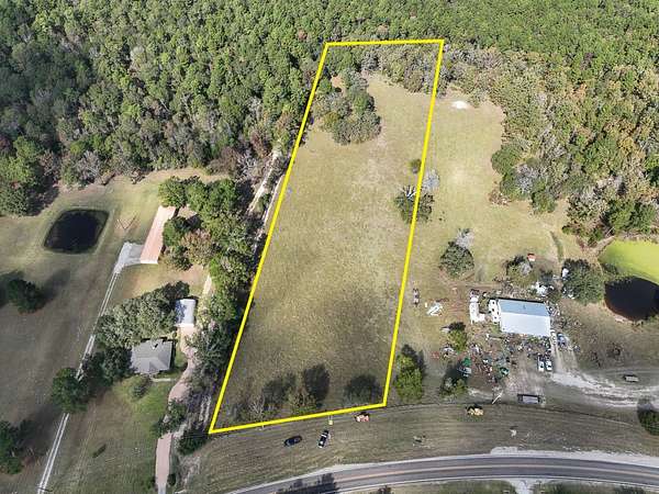 6 Acres of Land for Sale in Trinity, Texas