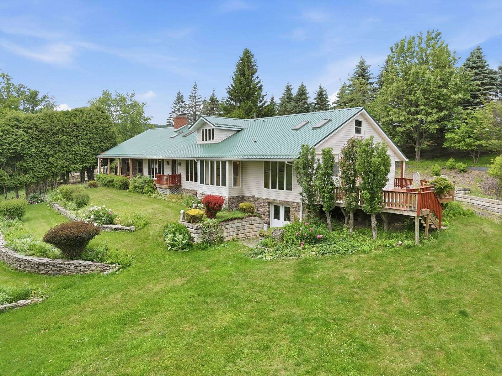 49.8 Acres of Land with Home for Sale in Waymart, Pennsylvania