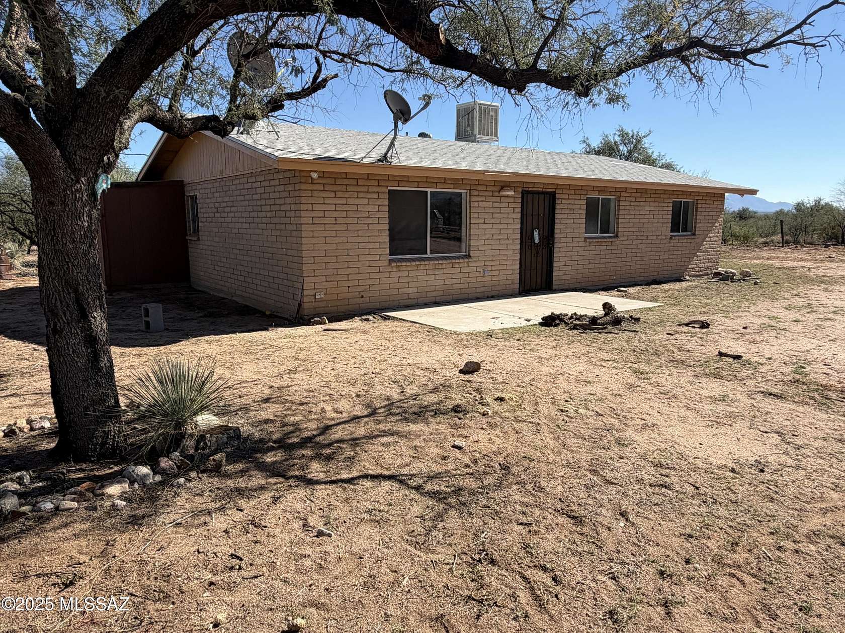 3.1 Acres of Residential Land with Home for Sale in Amado, Arizona