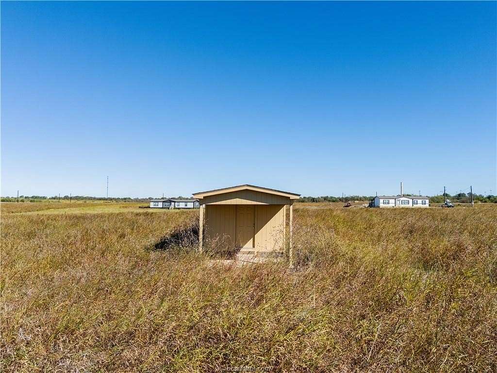 6.62 Acres of Residential Land for Sale in Buckholts, Texas