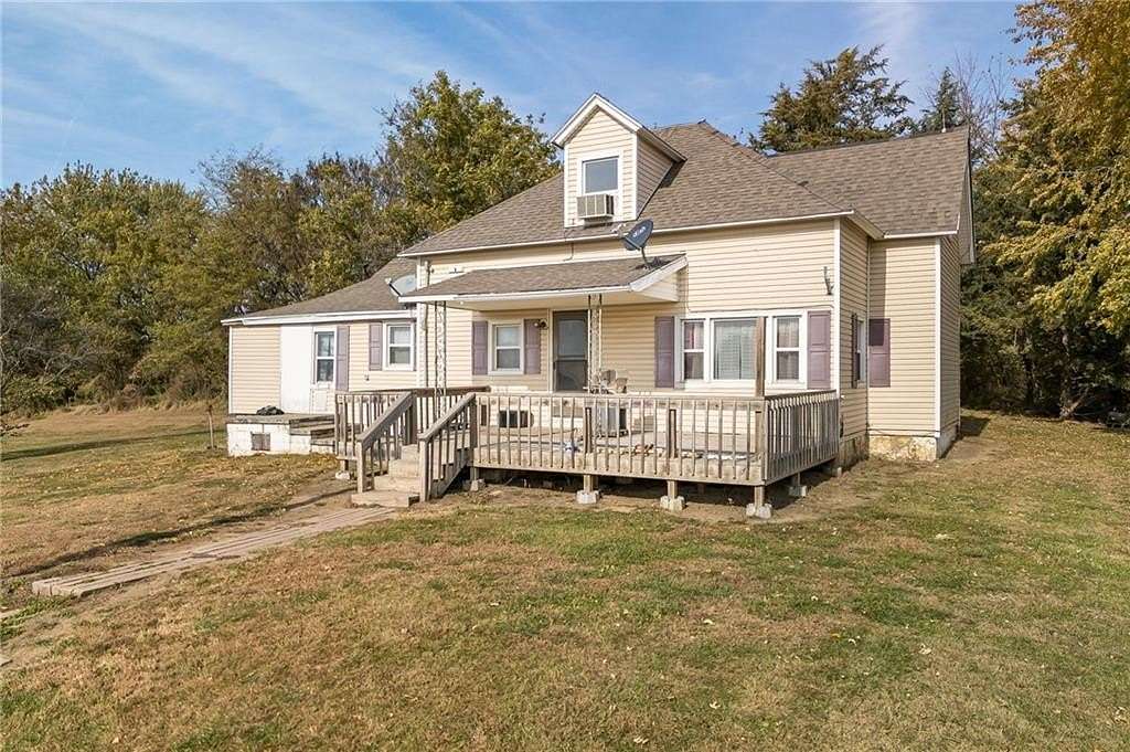 2 Acres of Residential Land with Home for Sale in Craig, Missouri