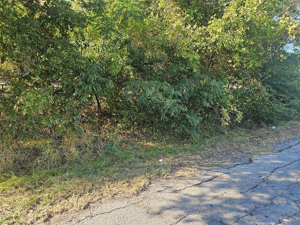 0.14 Acres of Residential Land for Sale in Paris, Texas