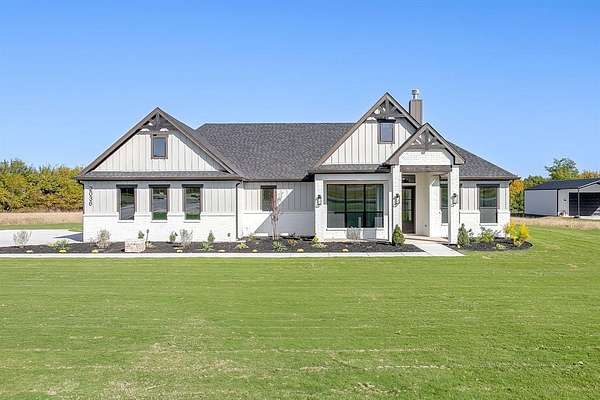 2.14 Acres of Residential Land with Home for Sale in Weatherford, Texas