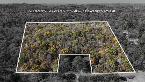 10 Acres of Recreational Land for Sale in Columbia, Tennessee