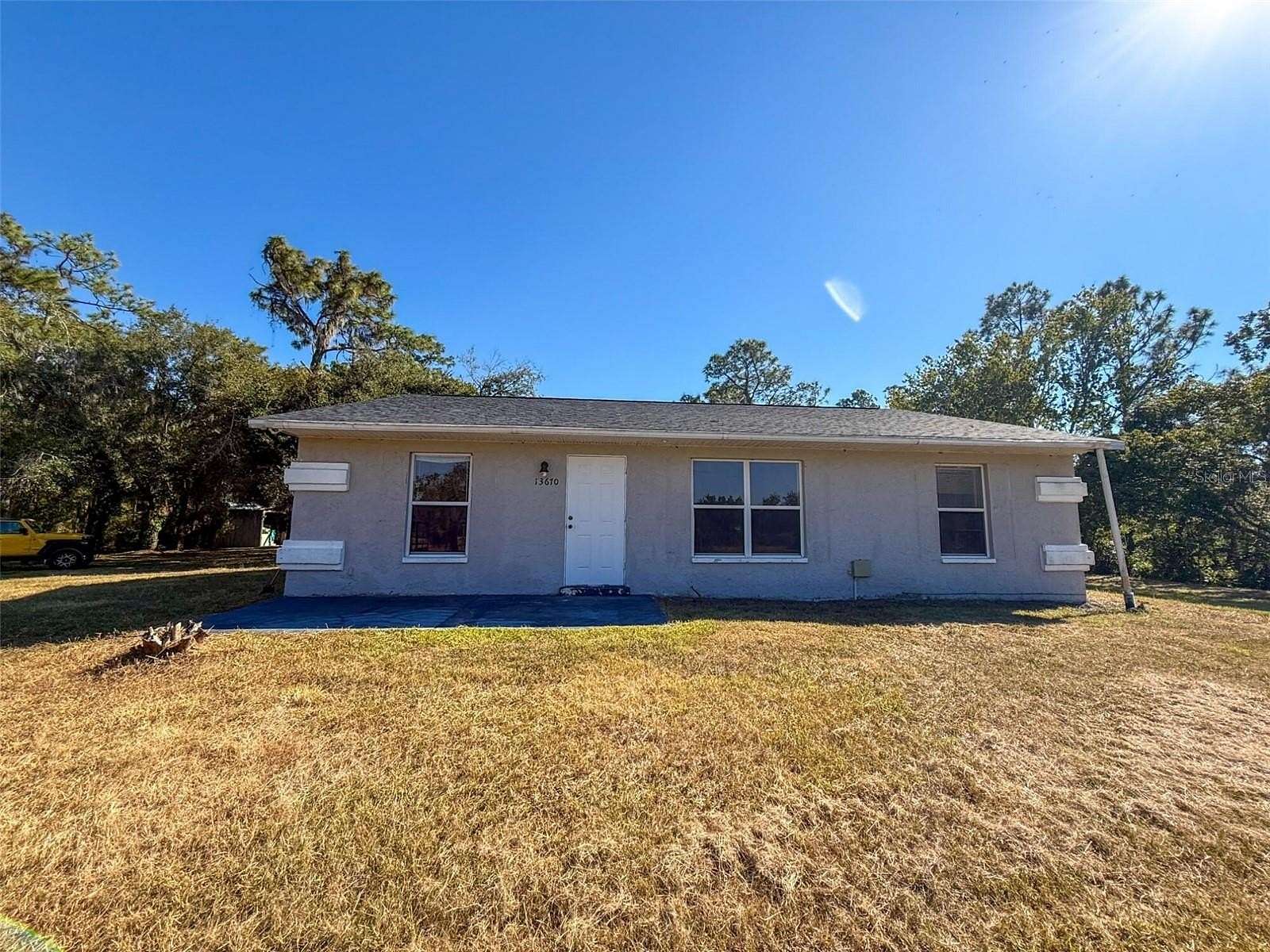 5 Acres of Land with Home for Lease in Wimauma, Florida