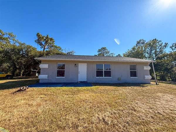 5 Acres of Land with Home for Lease in Wimauma, Florida