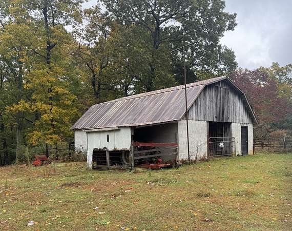 39.7 Acres of Land with Home for Sale in Dunlap, Tennessee