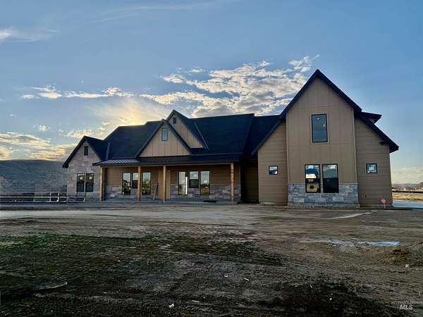 5 Acres of Land with Home for Sale in Emmett, Idaho