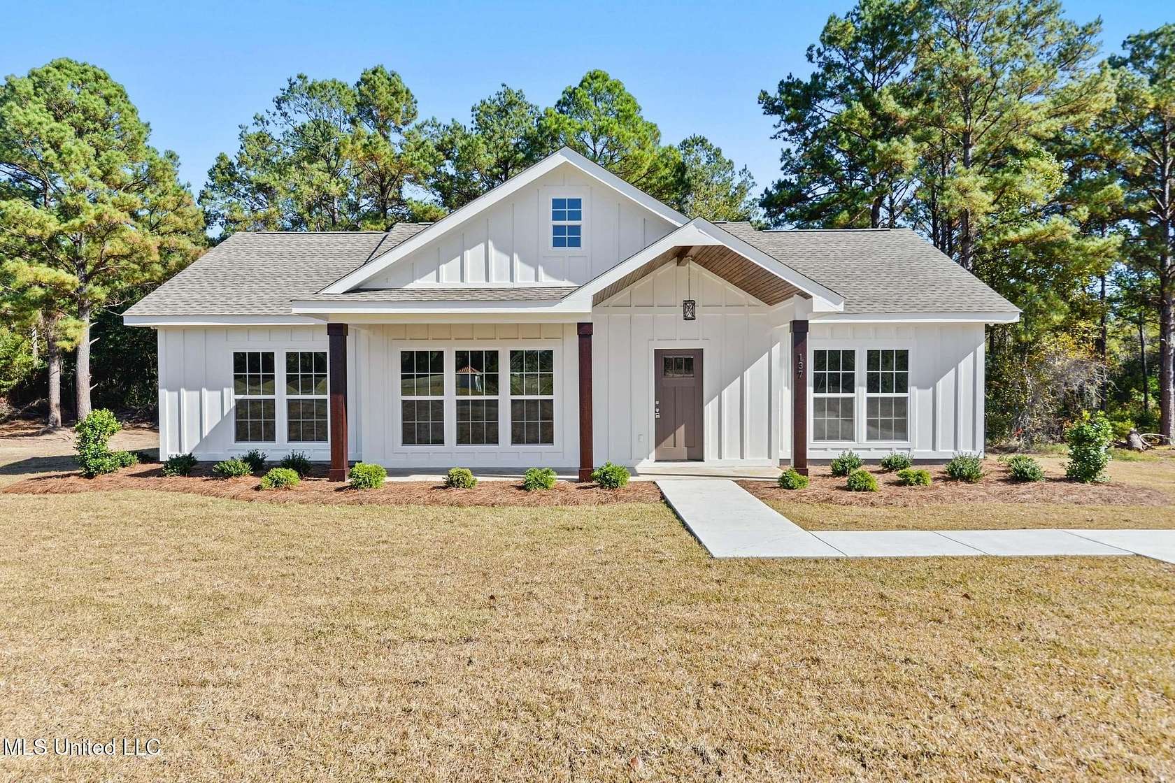 2 Acres of Residential Land with Home for Sale in Lucedale, Mississippi