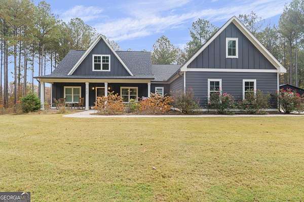 5.6 Acres of Residential Land with Home for Sale in Madison, Georgia