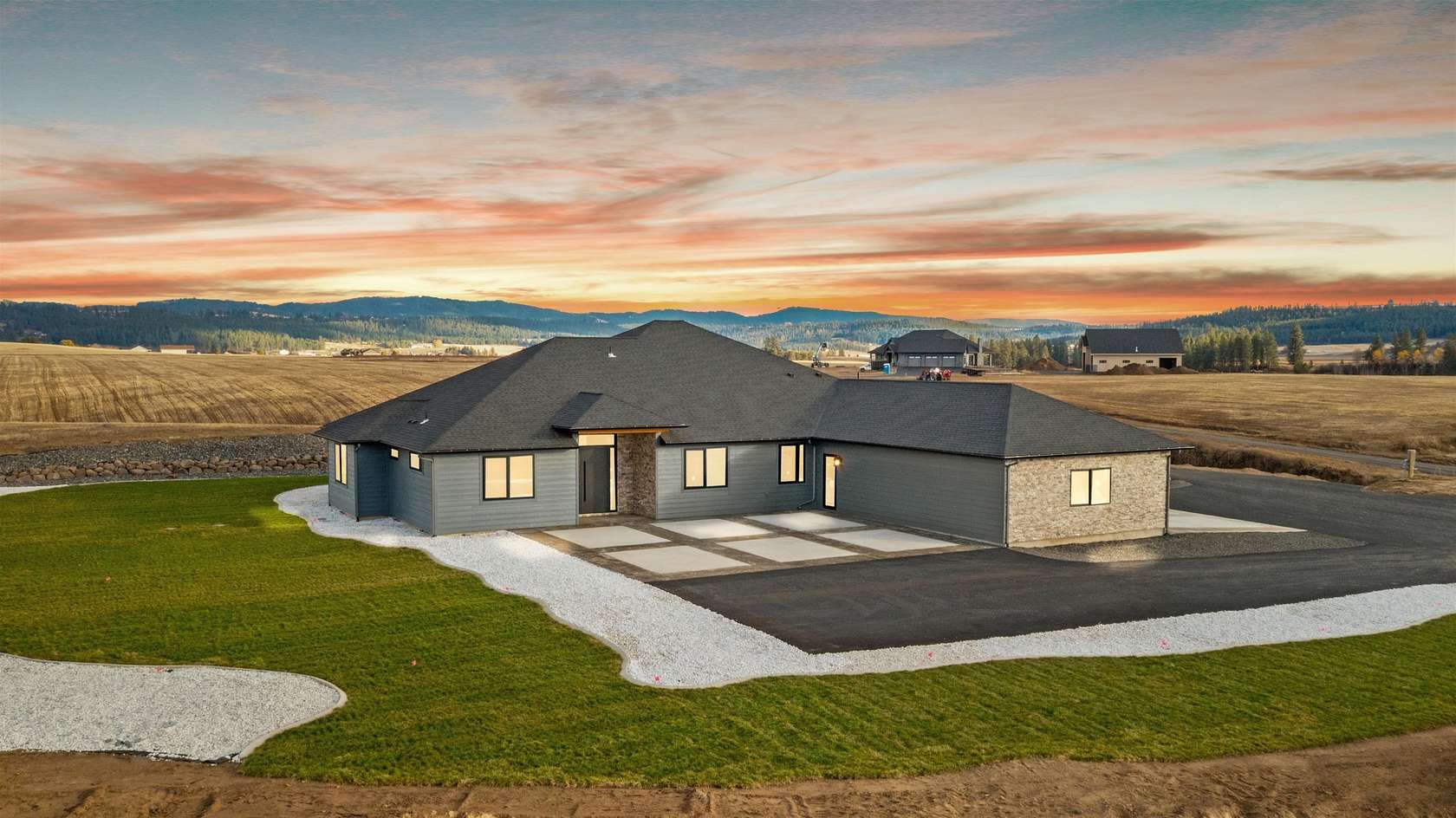 10 Acres of Land with Home for Sale in Mead, Washington