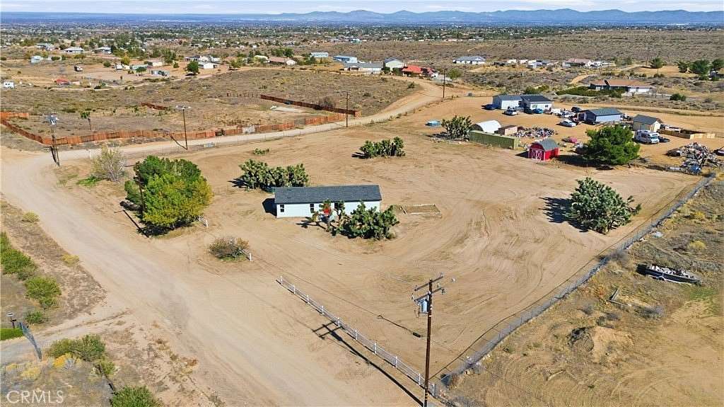 2.25 Acres of Residential Land with Home for Sale in Phelan, California