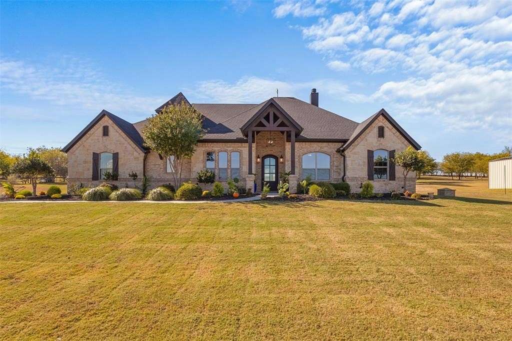 2 Acres of Residential Land with Home for Sale in Decatur, Texas