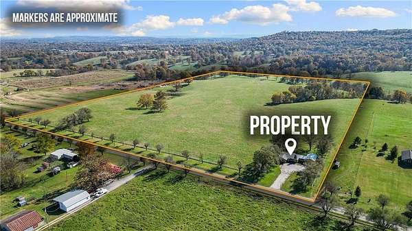 31 Acres of Agricultural Land with Home for Sale in Springdale, Arkansas