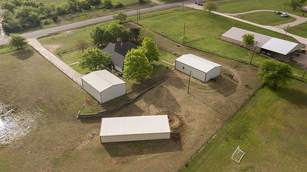 2.44 Acres of Residential Land with Home for Lease in Aledo, Texas