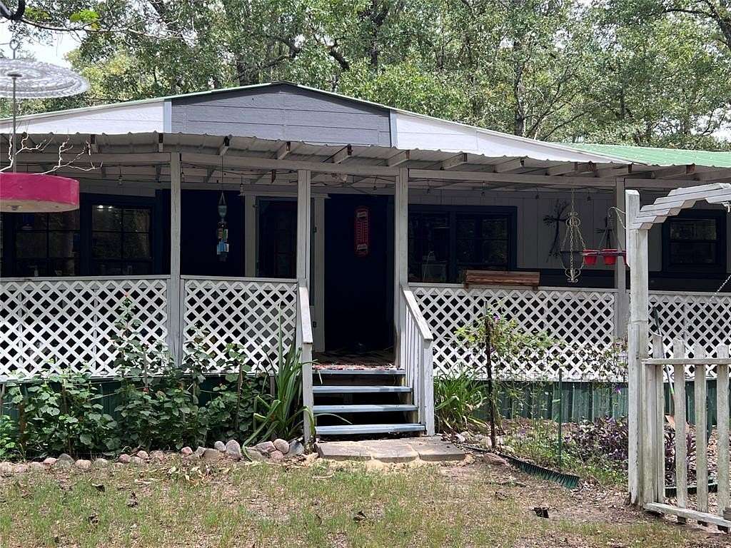 3.1 Acres of Residential Land with Home for Sale in Ben Wheeler, Texas