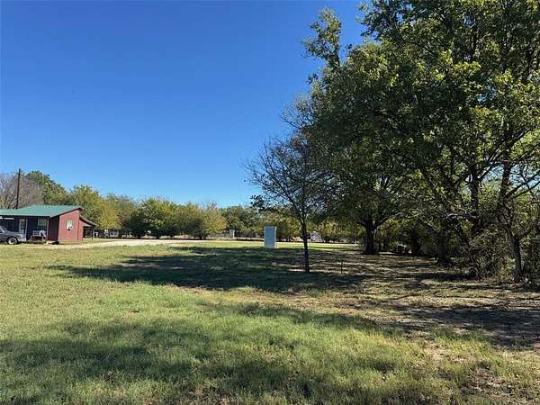 0.67 Acres of Residential Land for Sale in Newark, Texas